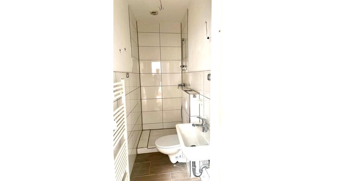 Etagenwohnung Bochum Bochum-Mitte - 2 Zimmer, 43 m&sup2;, 600&euro; | Angebot:25443983
