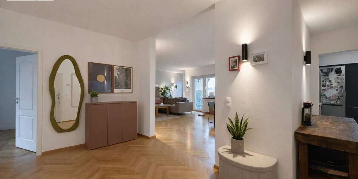Etagenwohnung Essen Stadtwald - 3.5 Zimmer, 136 m&sup2;, 1.630&euro; | Angebot:26084318
