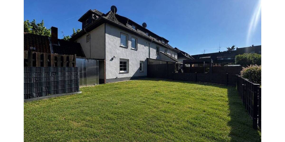 Reihenmittelhaus Oberhausen Sterkrade-Mitte - 5 Zimmer, 98 m&sup2;, 249.000&euro; | Angebot:26629420