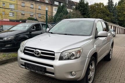 Toyota RAV 4 182.000 km 4.899 &euro; Essen 45143