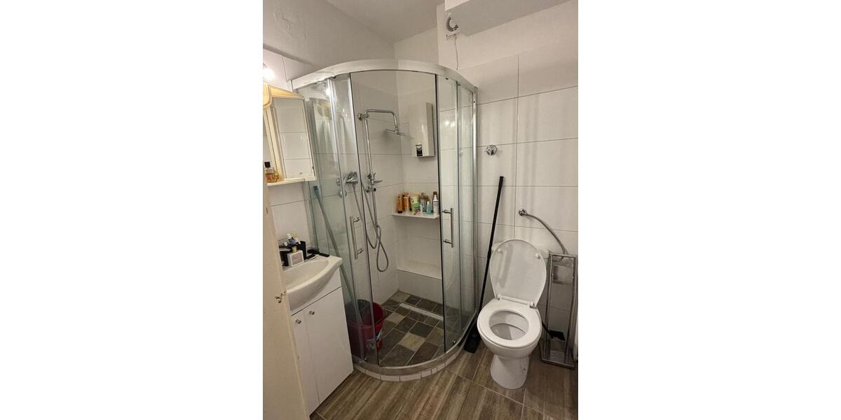 Etagenwohnung Essen Stadtkern - 1 Zimmer, 40 m&sup2;, 750&euro; | Angebot:27604811