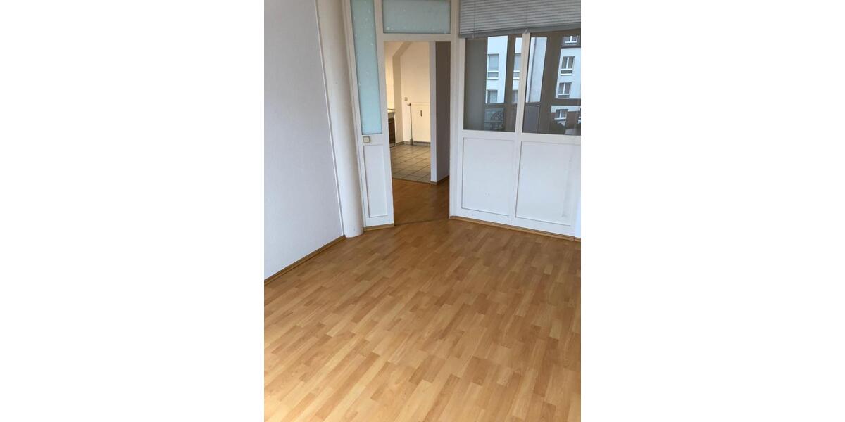 Etagenwohnung Essen Stadtbezirk II - 2.5 Zimmer, 51 m&sup2;, 950&euro; | Angebot:26646048