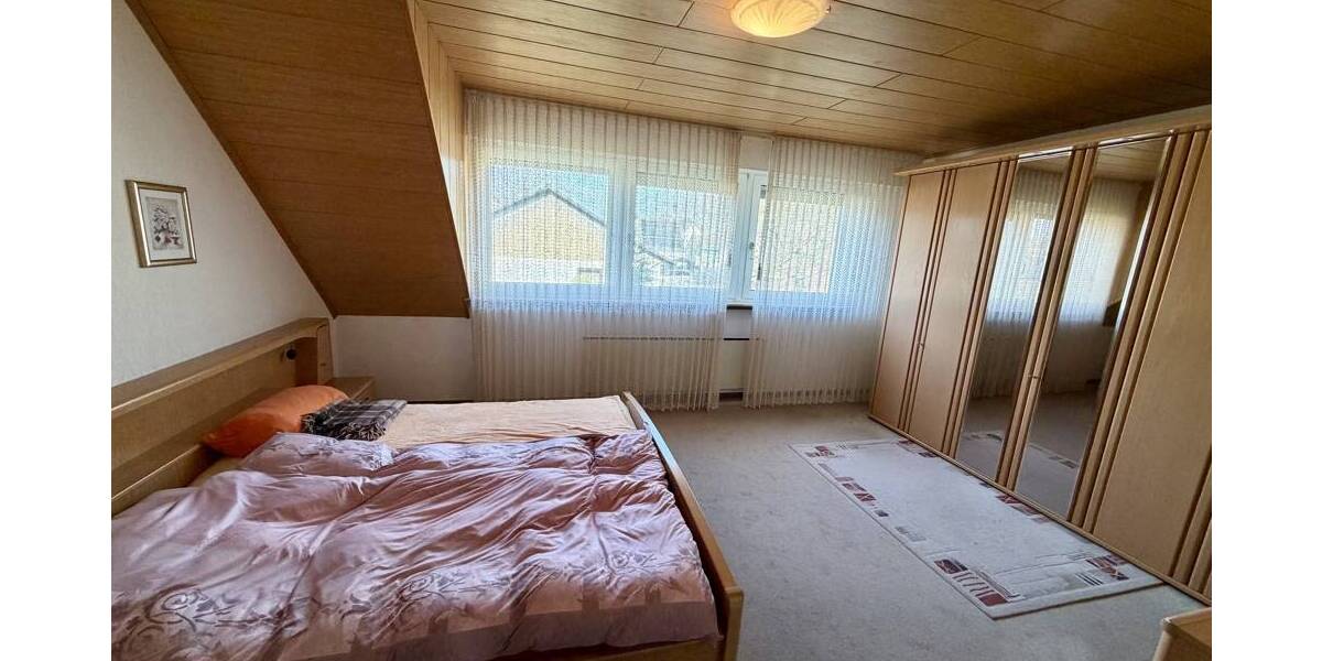 Doppelhaushälfte Dinslaken Bruch - 3 Zimmer, 100 m&sup2;, 340.000&euro; | Angebot:25999213