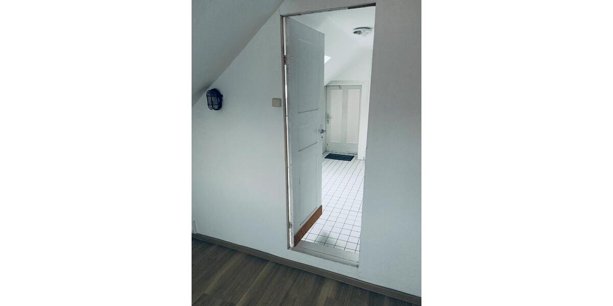 Dachgeschoßwohnung Marl - 2 Zimmer, 55 m&sup2;, 300&euro; | Angebot:25084982