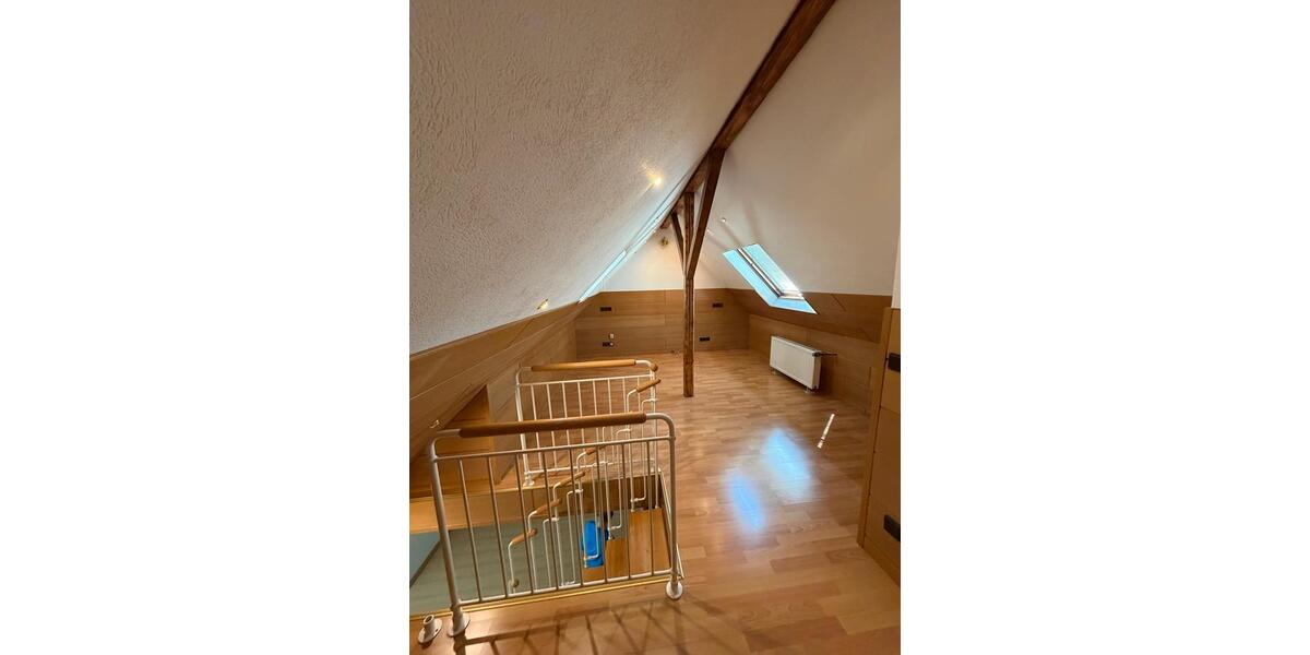 Dachgeschoßwohnung Bochum Günnigfeld - 3 Zimmer, 78 m&sup2;, 741&euro; | Angebot:26518324