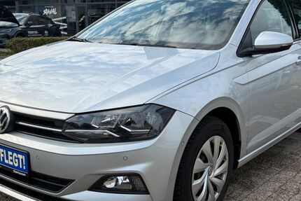 VW Polo 149.675 km 8.400 &euro; Oberhausen 46145