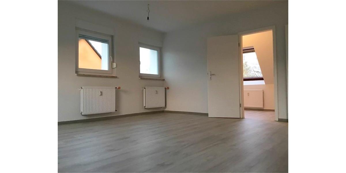 Dachgeschoßwohnung Dortmund Mengede - 2.5 Zimmer, 60 m&sup2;, 530&euro; | Angebot:25996622