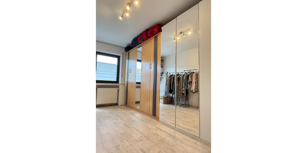 Doppelhaushälfte Schermbeck - 5 Zimmer, 185 m&sup2;, 1.600&euro; | Angebot:26533130