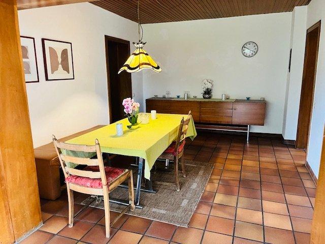 Mehrfamilienhaus, Wohnhaus Oberhausen Alsfeld - 10 Zimmer, 183 m&sup2;, 349.500&euro; | Angebot:26061066