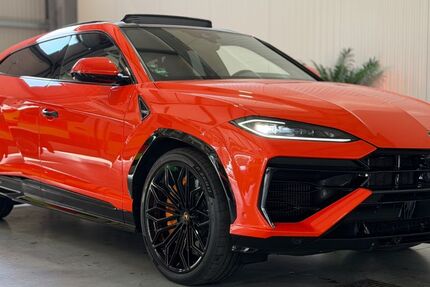 Lamborghini Urus 7.830 km 319.900 &euro; Gelsenkirchen 45879
