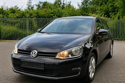 VW Golf 184.000 km 7.499 &euro; Dorsten 46282