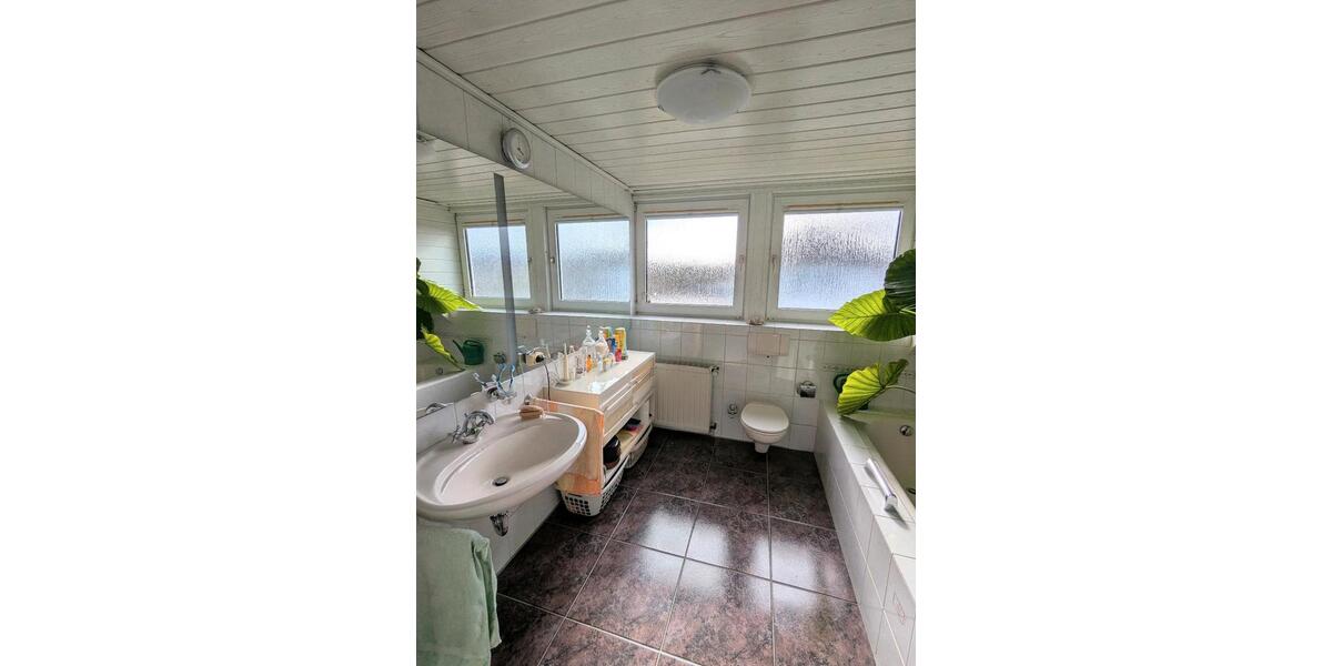 Einfamilienhaus Dorsten - 7 Zimmer, 200 m&sup2;, 480.000&euro; | Angebot:26059934