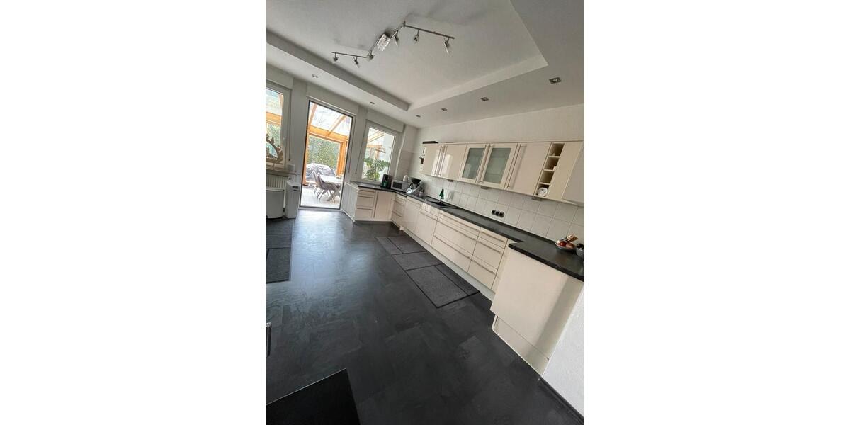 Erdgeschoßwohnung Oer-Erkenschwick Erkenschwick - 4 Zimmer, 136 m&sup2;, 345.000&euro; | Angebot:26058817