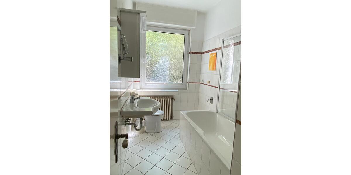 Erdgeschoßwohnung Essen Huttrop - 3 Zimmer, 87 m&sup2;, 315.000&euro; | Angebot:26357751