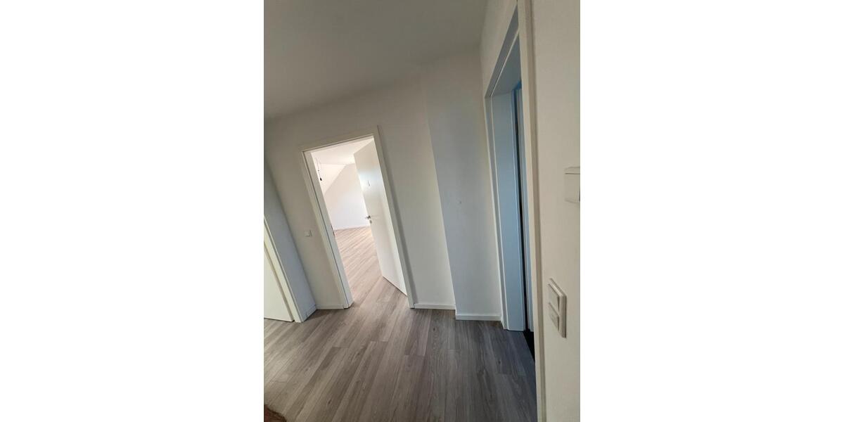 Dachgeschoßwohnung Lünen - 2 Zimmer, 55 m&sup2;, 540&euro; | Angebot:26431171