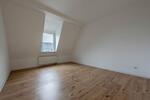 Dachgeschoßwohnung Essen Frillendorf - 2.5 Zimmer, 62 m&sup2;, 650&euro; | Angebot:26619381