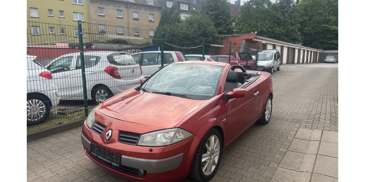 Renault Megane 136.000 km 2.250 &euro; Essen 45143