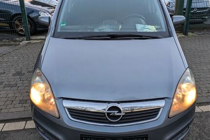 Opel Zafira 216.000 km 2.499 &euro; Essen 45359