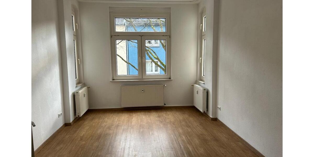 Etagenwohnung Essen Stadtbezirk III - 4 Zimmer, 94 m&sup2;, 850&euro; | Angebot:25640069