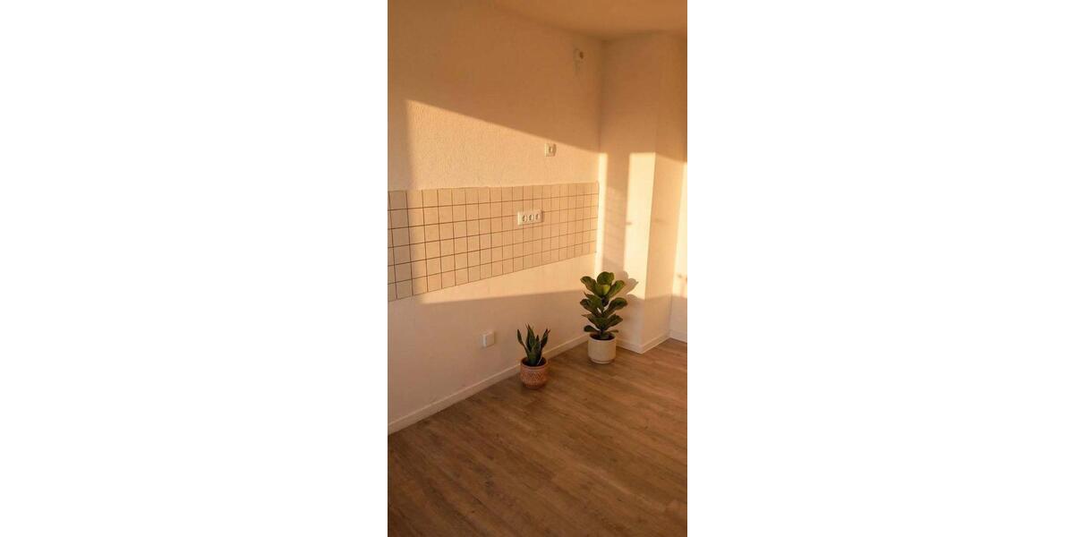 Etagenwohnung Gelsenkirchen Ückendorf - 4 Zimmer, 75 m&sup2;, 562&euro; | Angebot:25905027