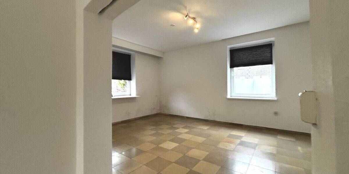 Reihenendhaus Essen Huttrop - 4 Zimmer, 96 m&sup2;, 300.000&euro; | Angebot:26205732