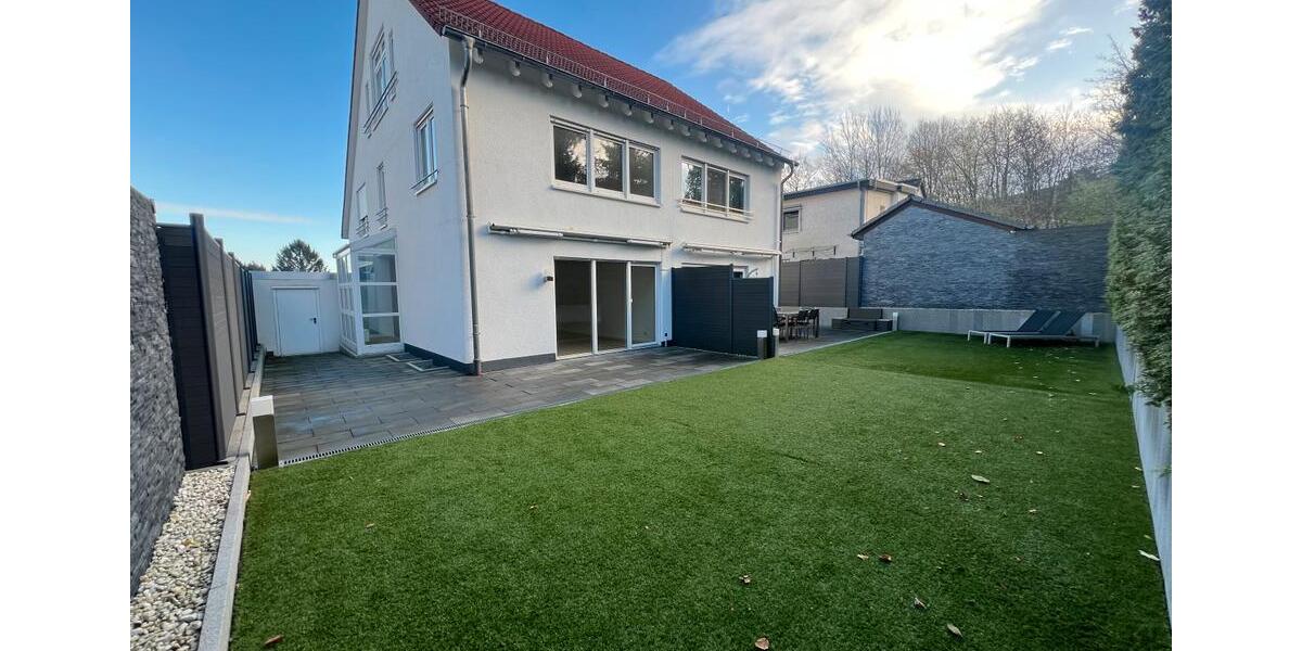 Einfamilienhaus Dortmund Hombruch - 10 Zimmer, 370 m&sup2;, 1.499.000&euro; | Angebot:25217260