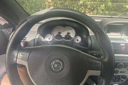 Opel Tigra 126.366 km 3.000 &euro; Oberhausen, Stadt 46045