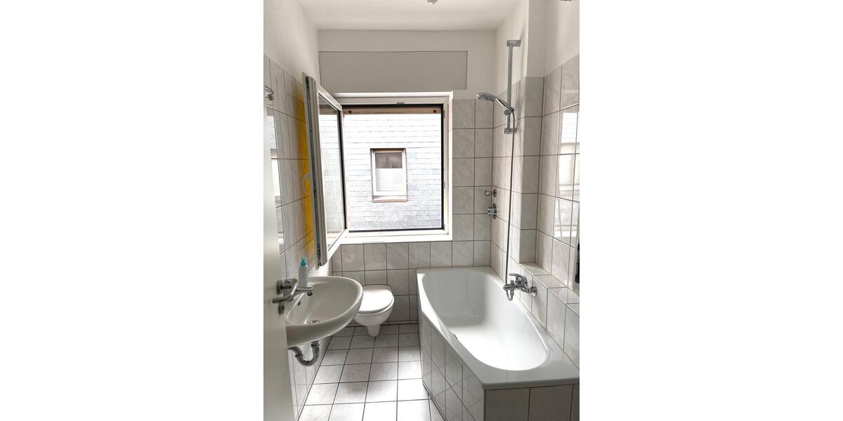 Dachgeschoßwohnung Lünen Alstedde - 3 Zimmer, 36 m&sup2;, 300&euro; | Angebot:26593595