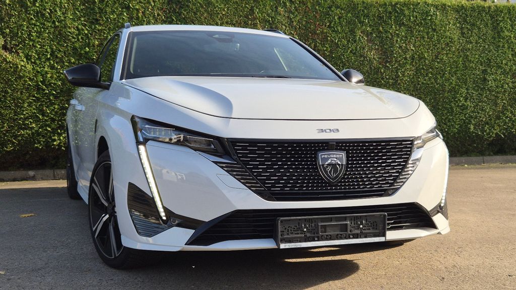 Peugeot 308 4.729 km 23.900 &euro; Essen 45356