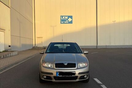 Skoda Fabia 183.018 km 3.500 &euro; Datteln 45711