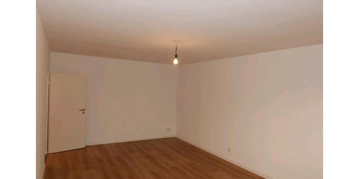 Etagenwohnung Essen Stadtbezirk VI - 2.5 Zimmer, 60 m&sup2;, 790&euro; | Angebot:27567728