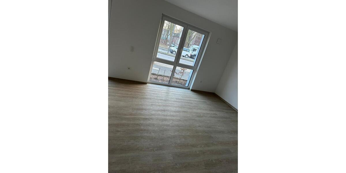 Erdgeschoßwohnung Essen Stadtbezirk VI - 3 Zimmer, 97 m&sup2;, 1.527&euro; | Angebot:26045485