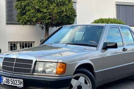 Mercedes-Benz 190 118.000 km 22.700 &euro; Essen 45356