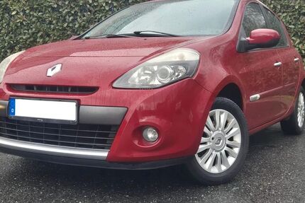 Renault Clio 161.000 km 2.480 &euro; Dortmund 44139