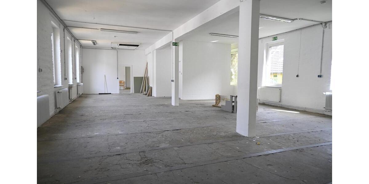 Loft - Studio - Atelier Essen Stadtkern - 4 Zimmer, 198 m&sup2;, 1.484&euro; | Angebot:26563507