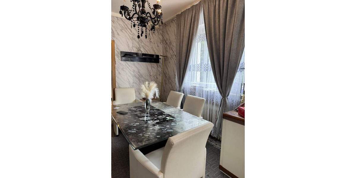 Etagenwohnung Recklinghausen König-Ludwig - 5 Zimmer, 131 m&sup2;, 130.000&euro; | Angebot:25695370