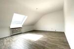 Dachgeschoßwohnung Velbert Velbert-Mitte - 2.5 Zimmer, 49 m&sup2;, 570&euro; | Angebot:26585308