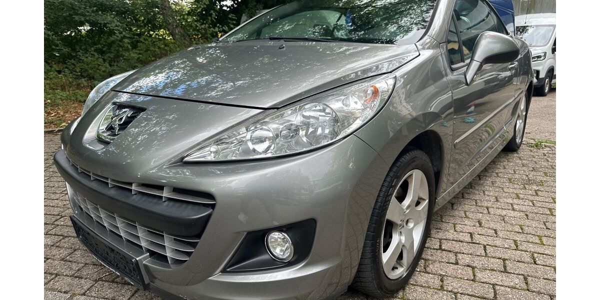 Peugeot 207 118.756 km 2.950 &euro; Essen 45276
