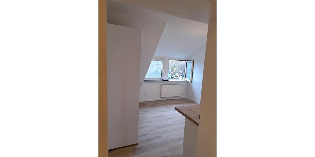 Dachgeschoßwohnung Essen Stadtbezirk IV - 2 Zimmer, 59 m&sup2;, 620&euro; | Angebot:26021462