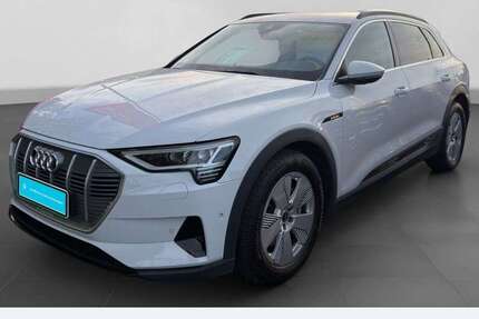 Audi e-tron 46.785 km 31.970 &euro; Marl 45770
