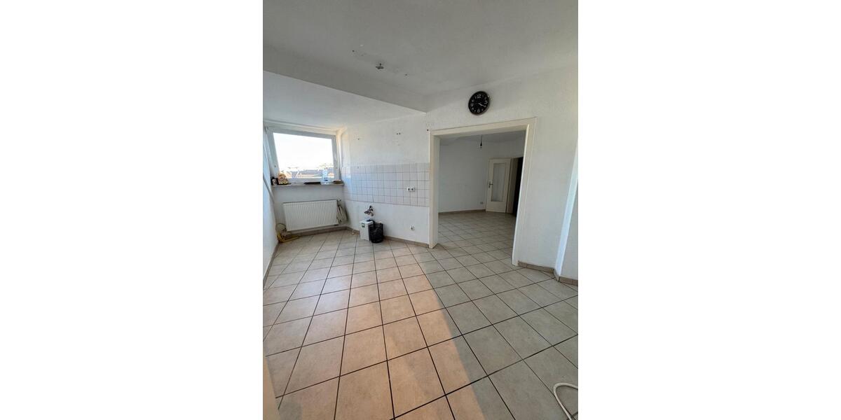 Dachgeschoßwohnung Essen Südviertel - 5 Zimmer, 117 m&sup2;, 1.150&euro; | Angebot:26696762