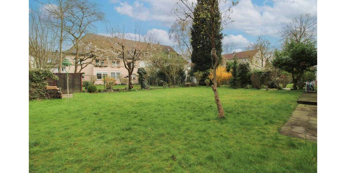 Etagenwohnung Essen Bergerhausen - 2 Zimmer, 55 m&sup2;, 120.000&euro; | Angebot:26543759
