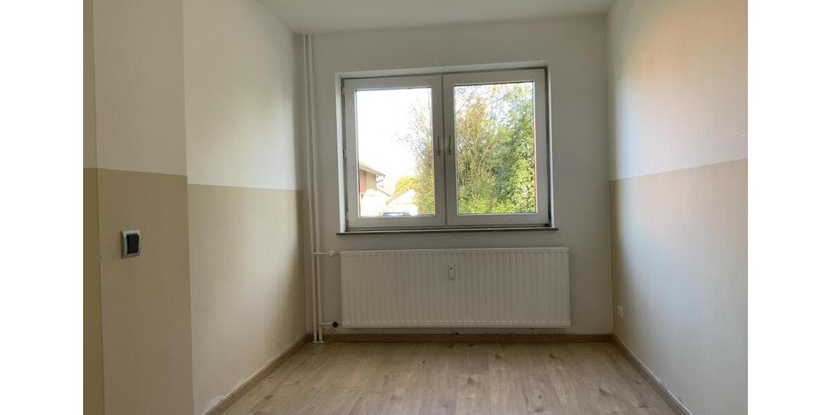 Erdgeschoßwohnung Gelsenkirchen Gelsenkirchen-Nord - 3 Zimmer, 67 m&sup2;, 489&euro; | Angebot:25988798