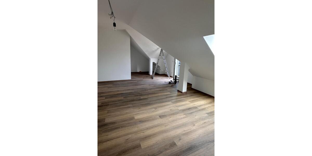 Dachgeschoßwohnung Witten Rüdinghausen - 3.5 Zimmer, 108 m&sup2;, 1.139&euro; | Angebot:26684542