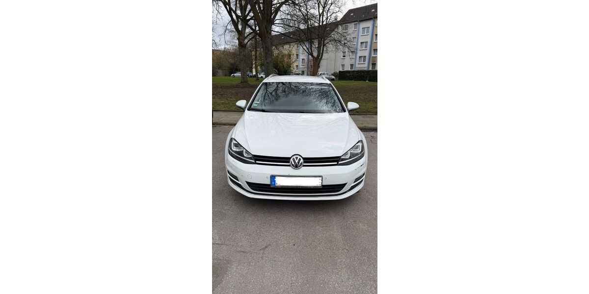 VW Golf 228.000 km 7.700 &euro; Essen 45327