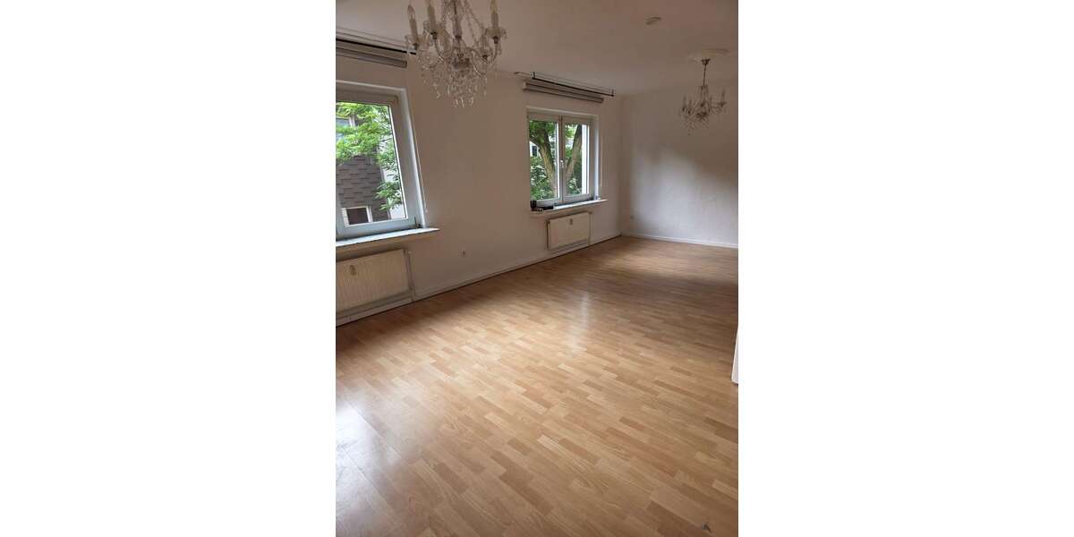 Etagenwohnung Oberhausen Alstaden - 3 Zimmer, 88 m&sup2;, 800&euro; | Angebot:27069045