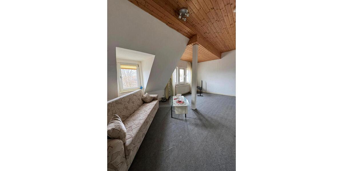 Dachgeschoßwohnung Gladbeck - 1 Zimmer, 65 m&sup2;, 550&euro; | Angebot:26233305