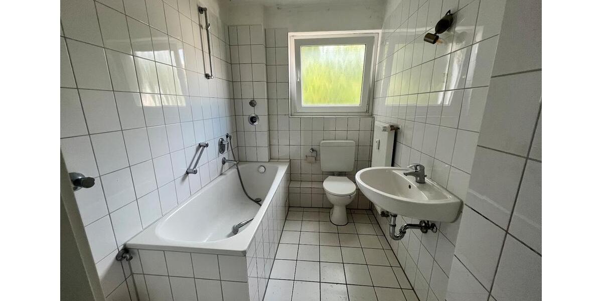 Dachgeschoßwohnung Recklinghausen König Ludwig - 3.5 Zimmer, 73 m&sup2;, 493&euro; | Angebot:25906419