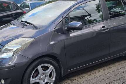 Toyota Yaris 199.210 km 2.749 &euro; Essen 45329