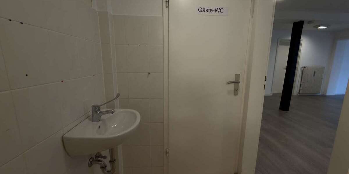 Büro- und Praxisfläche in Hattingen-Altstadt mit IT-Raum, LAN, Seminarraum & Garten - Gewerbeobjekt Hattingen Baak | Angebot:26066718